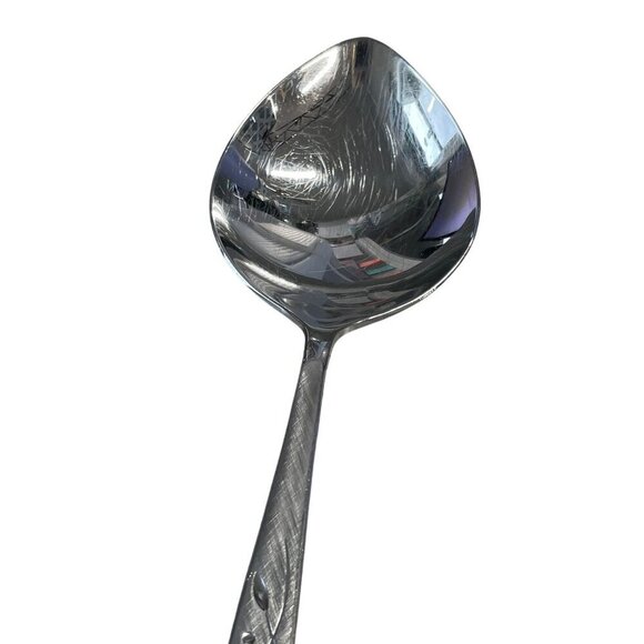 Pierced Casserole Spoon Will O' Wisp Stainless by Oneida Silver - Picture 3 of 4